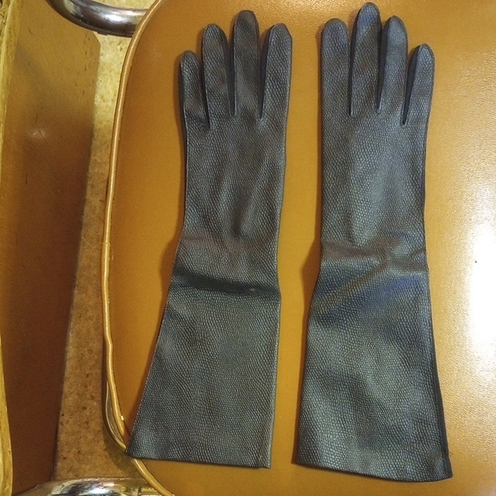 Long Black Stretch Vinyl Gloves w/ Rayon Tricot Lining